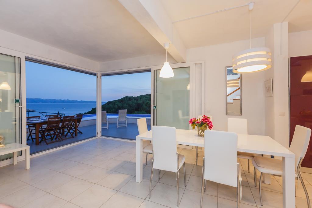 Villa Casabianca Milna  Εξωτερικό φωτογραφία